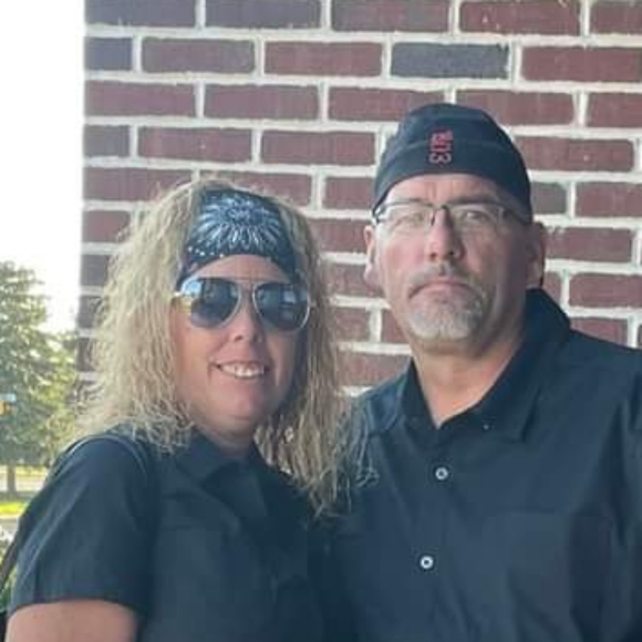 Meet your Posher, Lisa - Picture 1 of 1